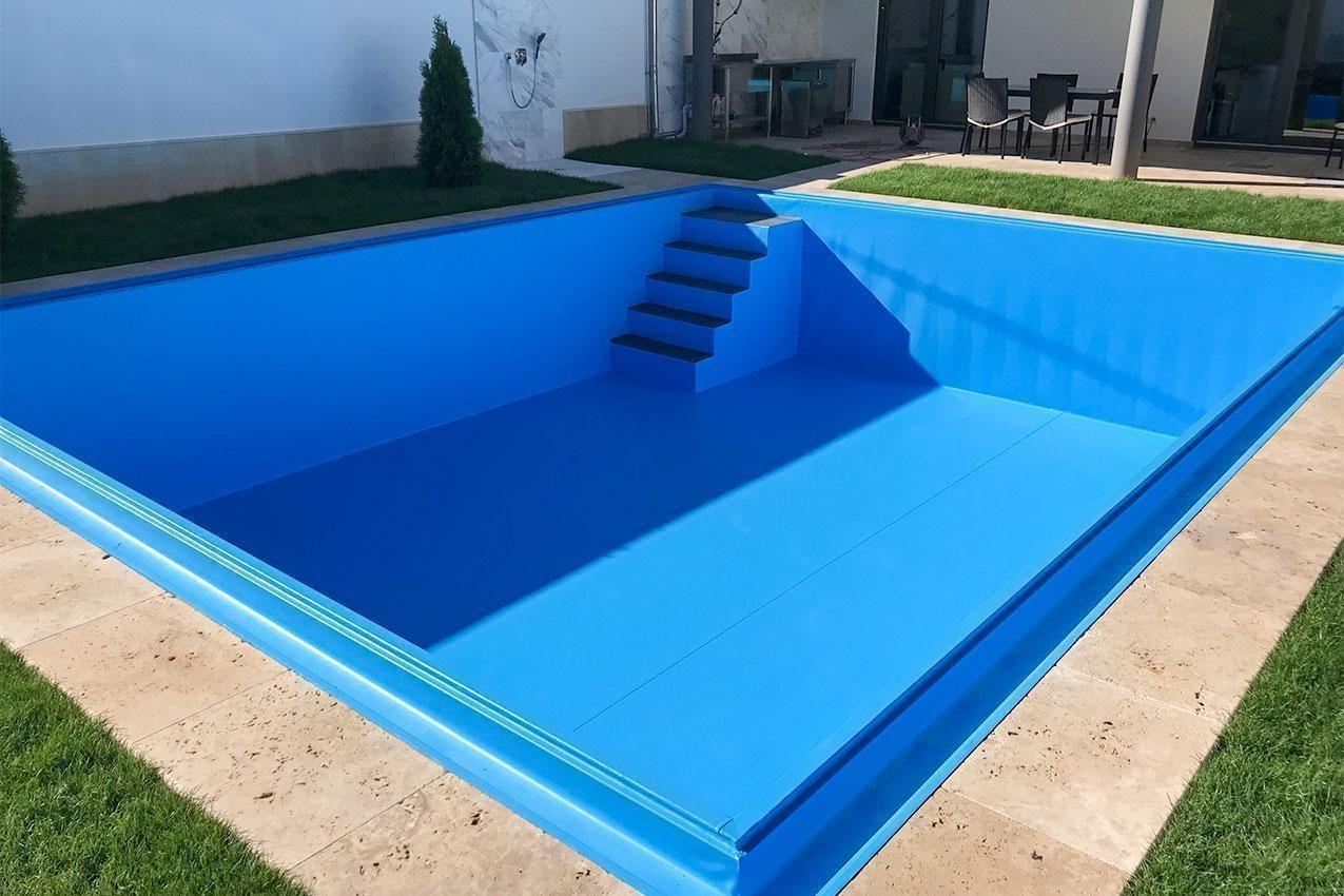 DKS Folienverlegung Pool Adria Blau